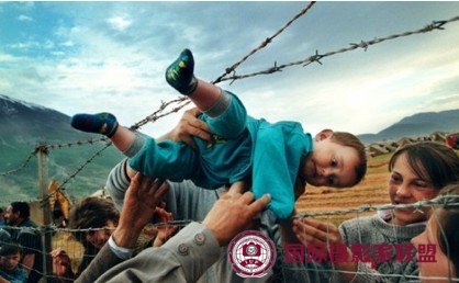 科索沃难民（作者：卡罗·古奇）